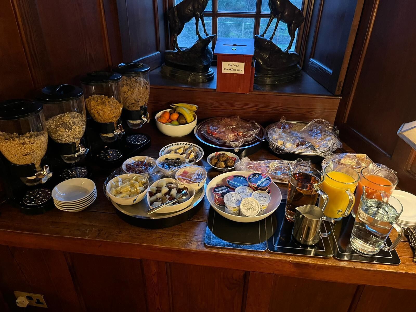 Breakfast buffet
