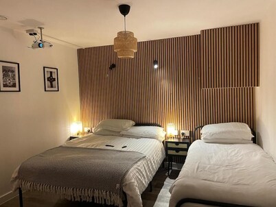 Manhattan Apartment near City Centre