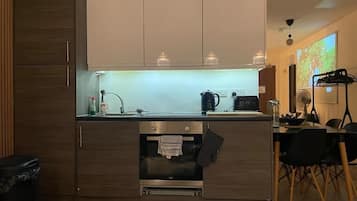 Condo, Multiple Beds, Non Smoking | Private kitchen
