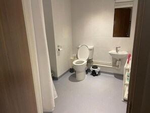 Condo, Multiple Beds, Non Smoking | Bathroom - Manhattan Apartment near City Centre (Liverpool)