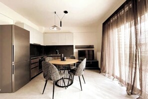 Dining - Athenean Gem Near Athens Metro Mall-B1 (Ilioupoli)