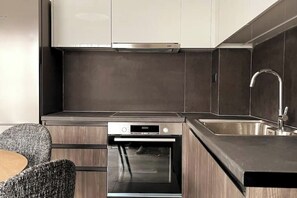 Private kitchen - Athenean Gem Near Athens Metro Mall-B1 (Ilioupoli)