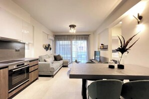 Interior - Athenean Gem Near Athens Metro Mall-B2 (Ilioupoli)