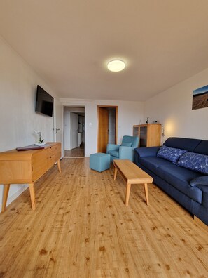TV - Alpenblick Apartment (Todtnau)