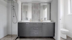 Shower - Mibilla House in Sussex Inlet (Sussex Inlet)