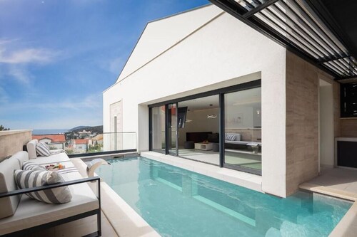 Villa white royale - with swimming pool room