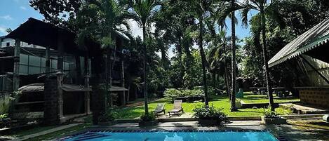 Deluxe Double Room, Garden View | Pool