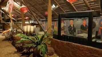 Deluxe Double Room, Garden View | Private kitchen