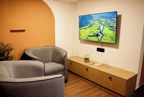 Living area - C Suites Gilbert (Bengaluru)