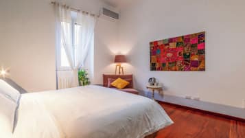 Tripla Basic, vista cortile