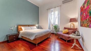 Tremannsrom – basic, bakgårdsutsikt