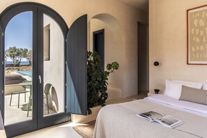 Luxury Villa, Sea View | Peti besi dalam bilik, kalis bunyi, seterika/papan seterika 