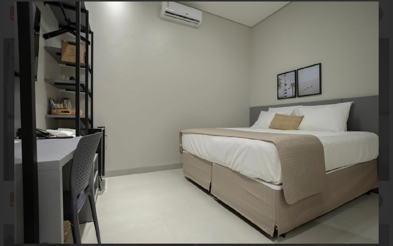 Comfort Double or Twin Room, Non Smoking | Minibar, in-room safe, individually furnished, laptop workspace