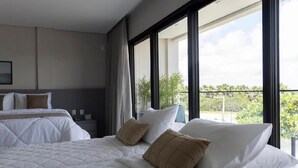 Minibar, in-room safe, laptop workspace, free WiFi - Duna Queen Hotel Conceito (Barreirinhas)