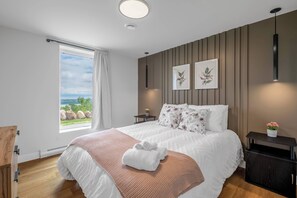 Room - LE-BOTANISTE (Les Éboulements)