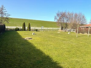 Property grounds - Apartment Sternenhimmel - directly on the dike in Harlesiel - 400m to the beach (Wittmund)