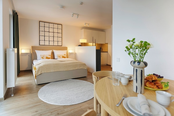 Deluxe Studio | Iron/ironing board, free WiFi