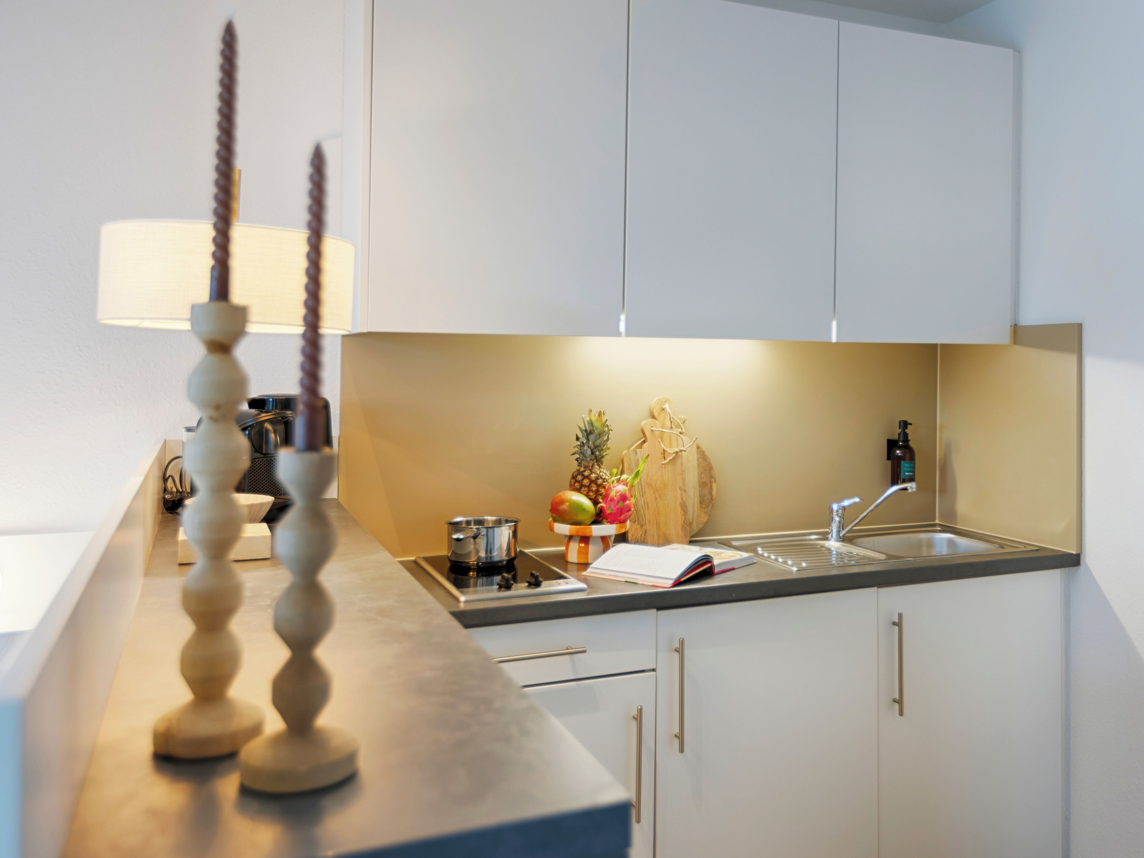 Deluxe Studio | Private kitchen