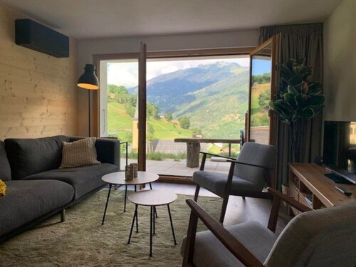 Swiss Chalet Mallum - ground floor apartment