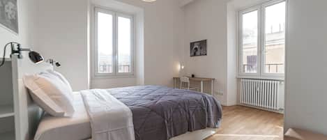 Superior Apartment, Courtyard View