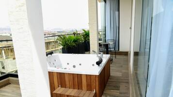 Apartemen Superior | Teras/patio