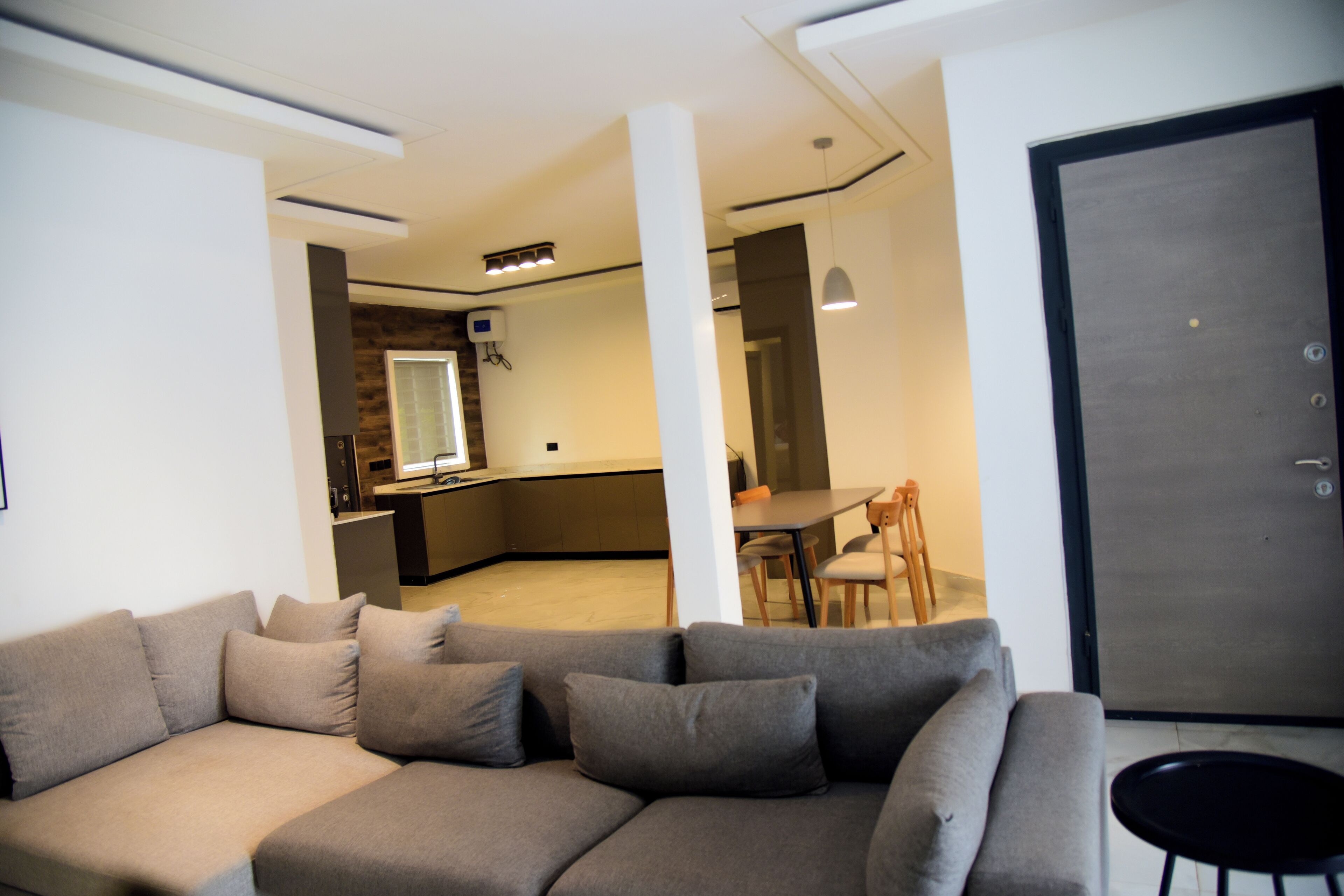 Familienapartment, Balkon, Blick auf die Anlage | Wohnbereich