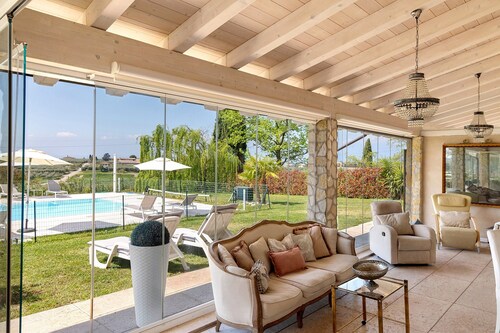 Bardolino Golden Hill