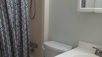 Handtücher, Toilettenpapier