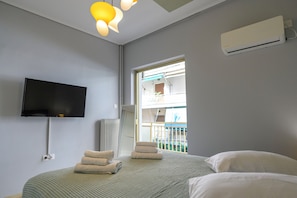 2 dormitorios, tabla de planchar con plancha, wifi y ropa de cama