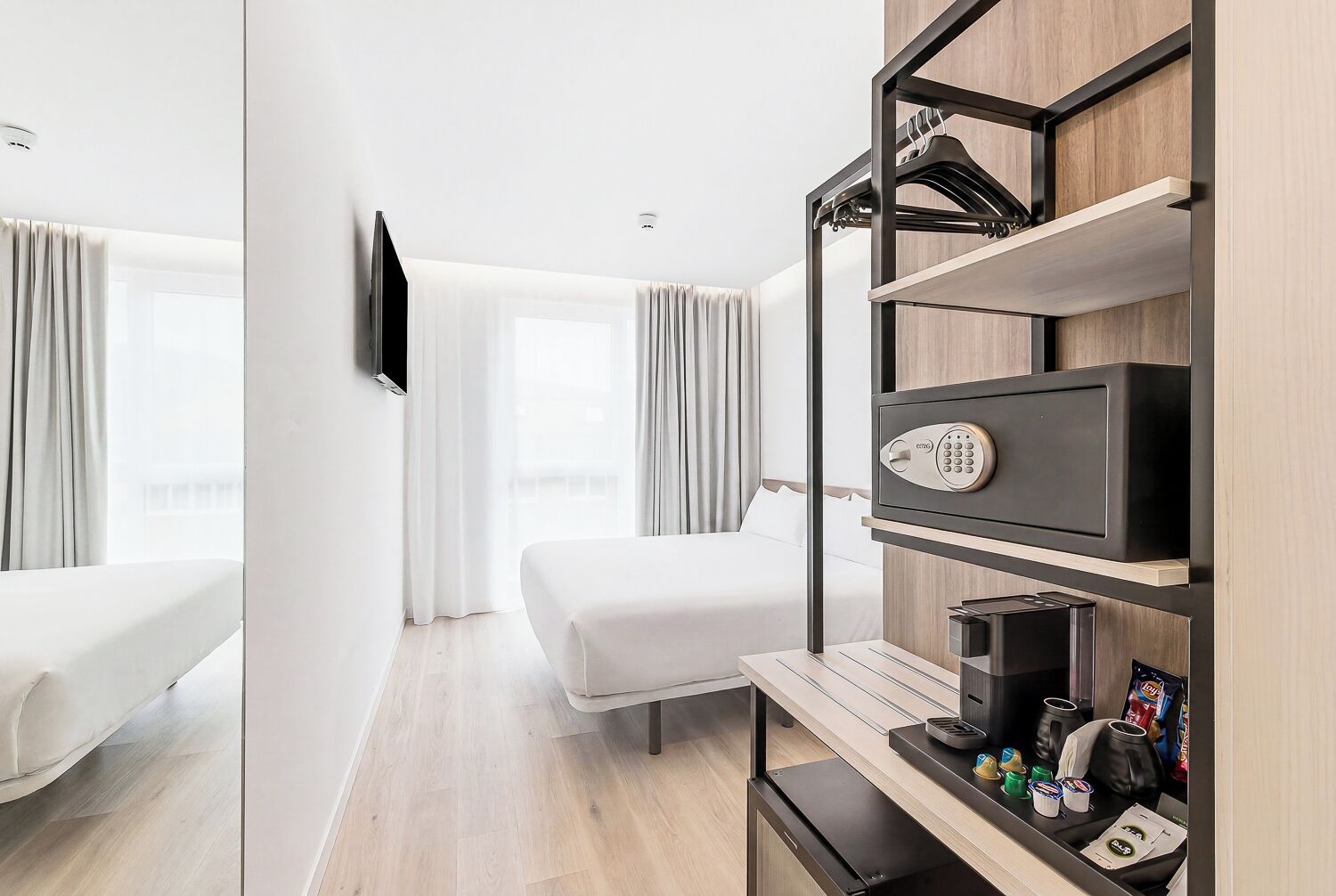 Superior Double Room | In-room safe, desk, laptop workspace, free WiFi