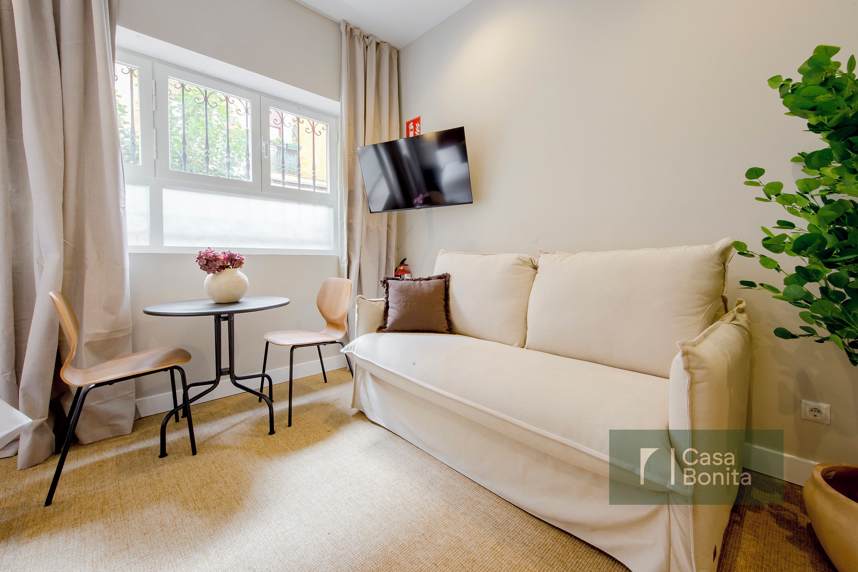 Comfort-Studiosuite, 1 Doppelbett und Schlafsofa | Wohnbereich