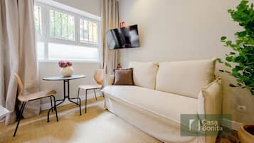 Comfort-Studiosuite, 1 Doppelbett und Schlafsofa | Wohnbereich