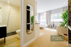 Comfort Studio Suite, 1 Double Bed with Sofa bed | Blackout drapes, iron/ironing board, free WiFi