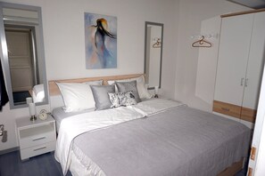2 bedrooms, iron/ironing board, WiFi - Holiday Home Hennesee with Mountain View, Private Terrace and Wi-Fi (Meschede)