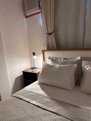 1 bedroom, iron/ironing board, free WiFi, bed sheets - Top apartment 350m from Copacabana beach (Rio de Janeiro)