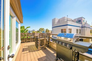 Outdoor dining - 30+Stay Perfect For Families, Walk 2 Mission Beach (San Diego)