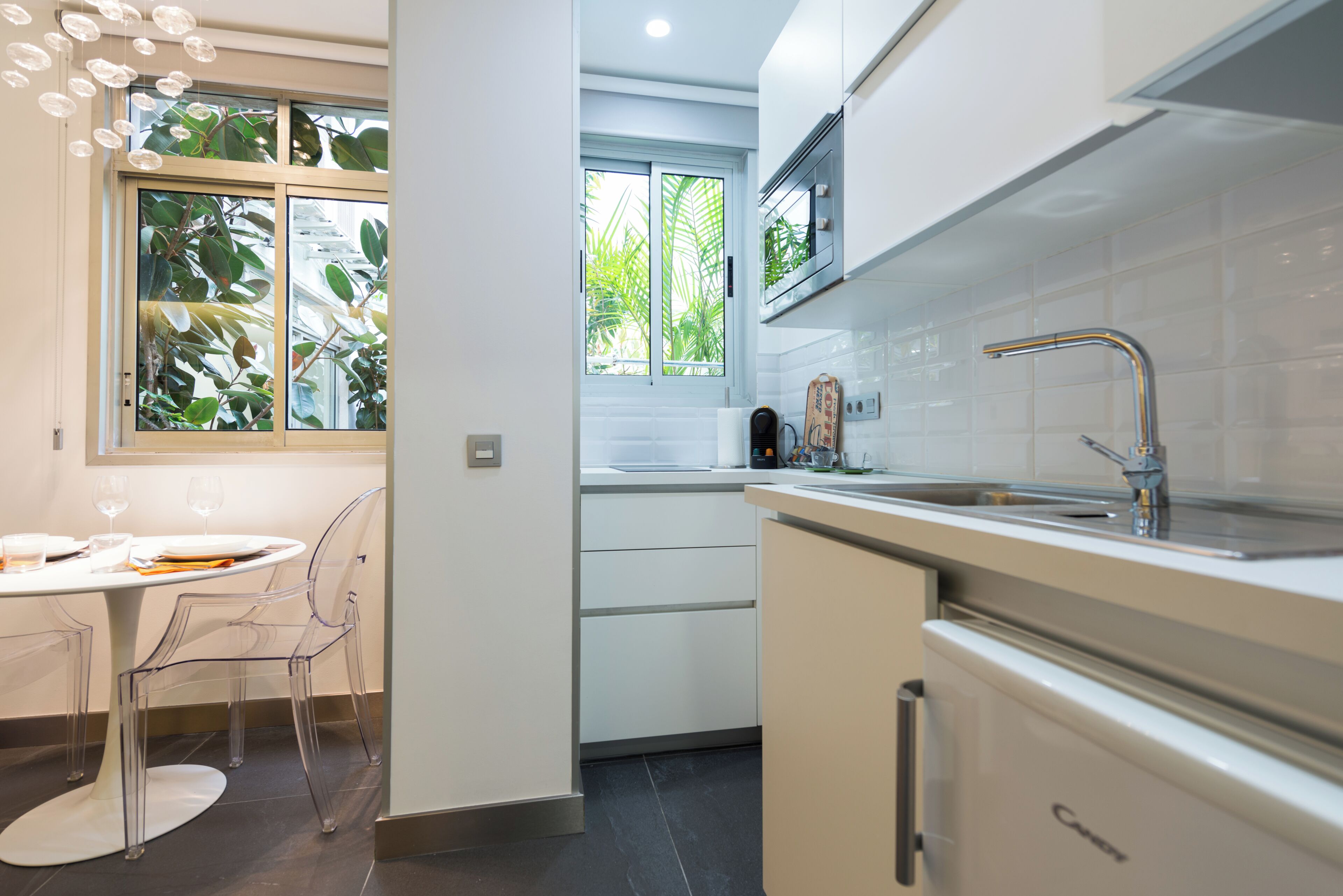 Standard Loft, Courtyard View | Private kitchen