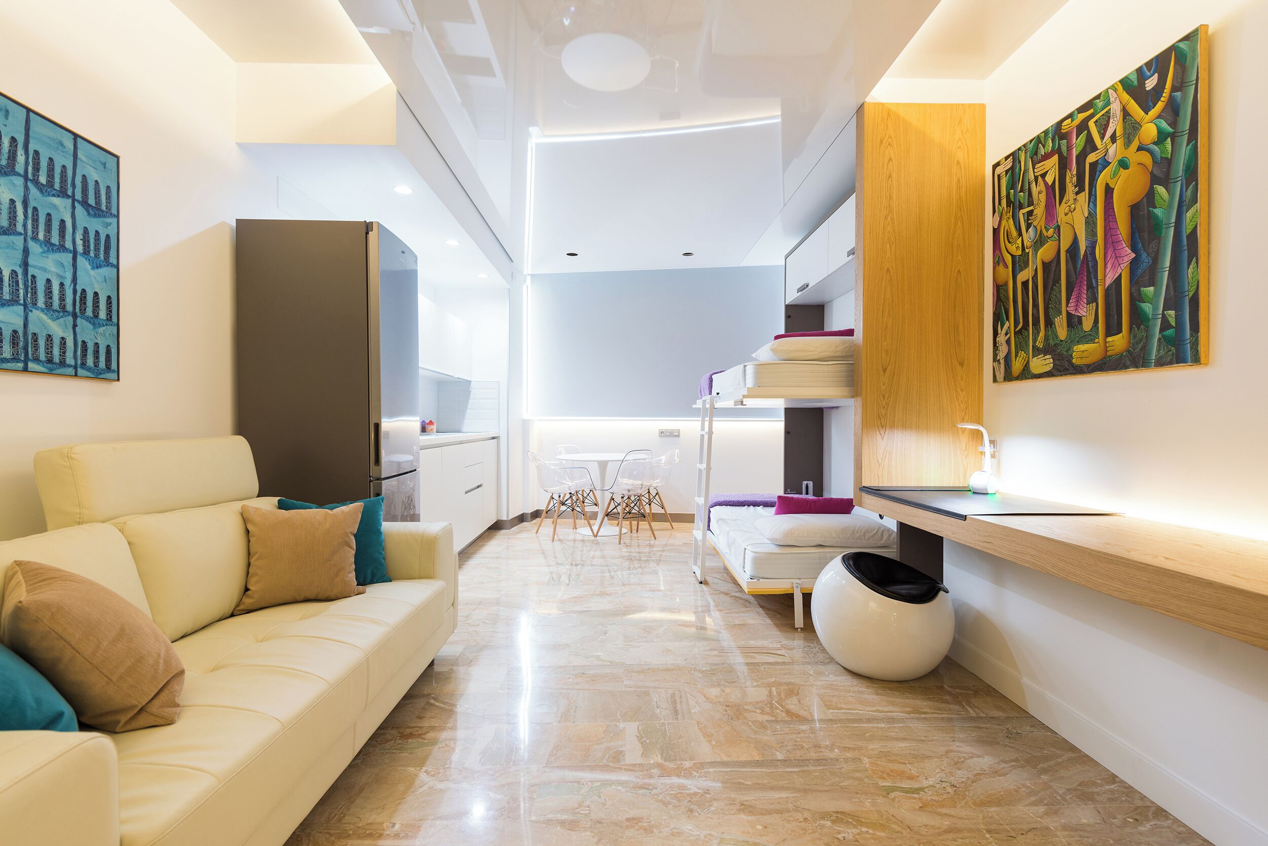 Standard Loft, City View | Living area