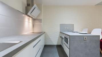 Loft Standard - utsikt mot innergÄrden | Eget kök