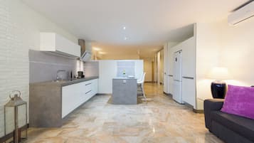 Loft Standard - utsikt mot staden | Eget kök