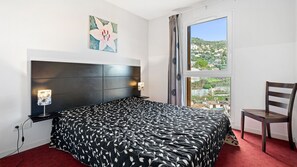 1 bedroom - Charming apartment 4 people with mountain views (Grasse)