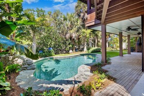 Pool - Tamatoa - Upscale Three Bedroom! (Anna Maria)