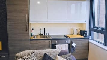 Condo, Non Smoking, Private Bathroom | Interior