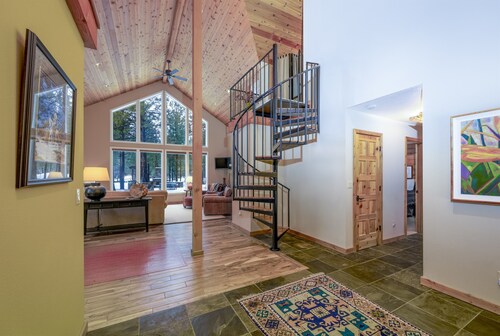 Ponderosa Pines *Cabin*, Sisters OR