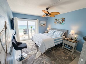 2 bedrooms, desk, free WiFi - Luxury Bayfront Retreat - Watch the Boats Glide By! (Ocean City)