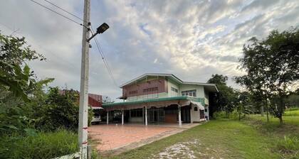 Mee roomstay