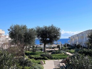 Property grounds - Marzamemi Luxury Resort | Pool, Padel & Design (Pachino)