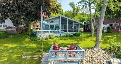 Lake Cabin Stay That Actually Feels Like a Getaway