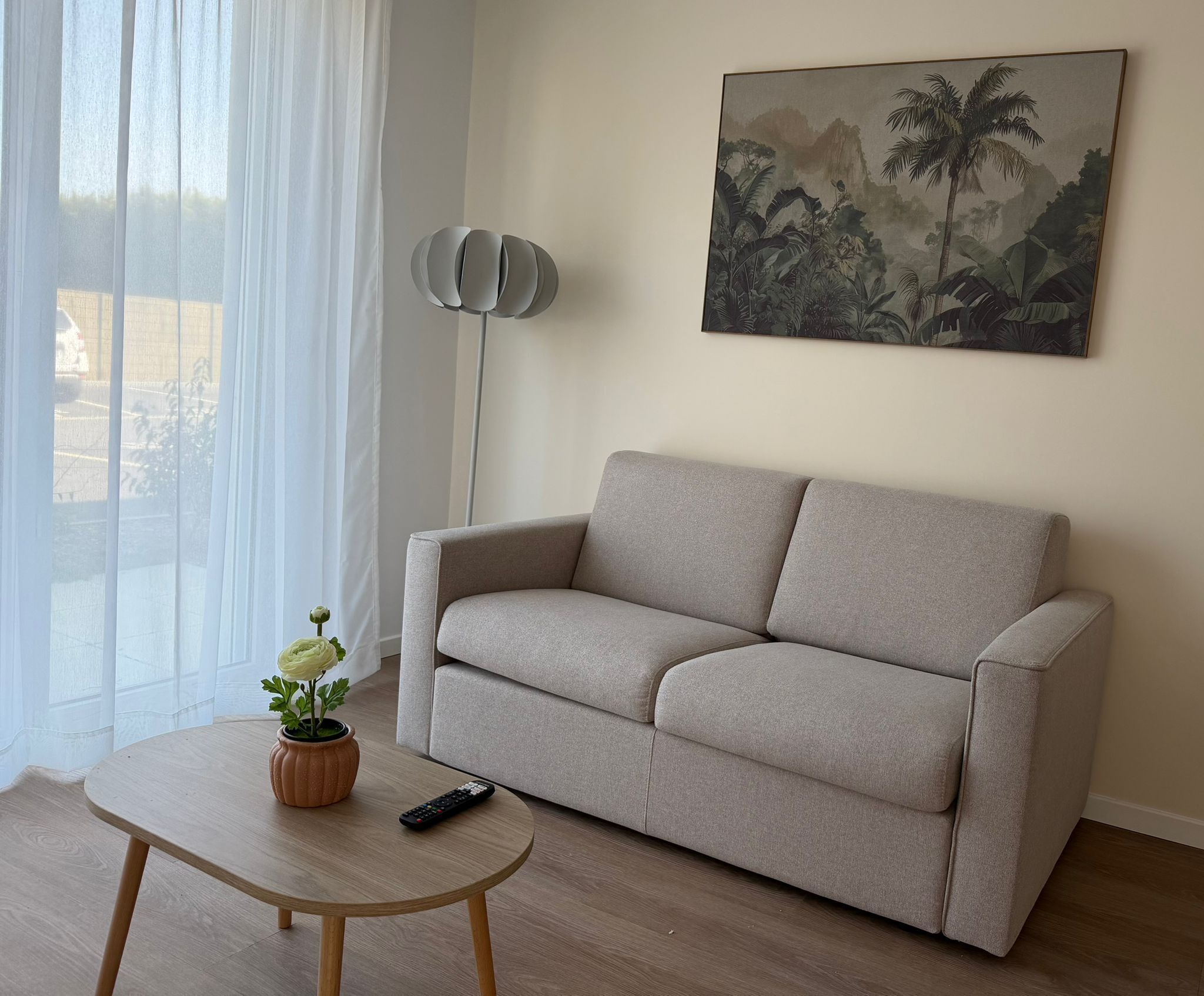 Deluxe Apartment, 1 Bedroom, Balcony | Living area
