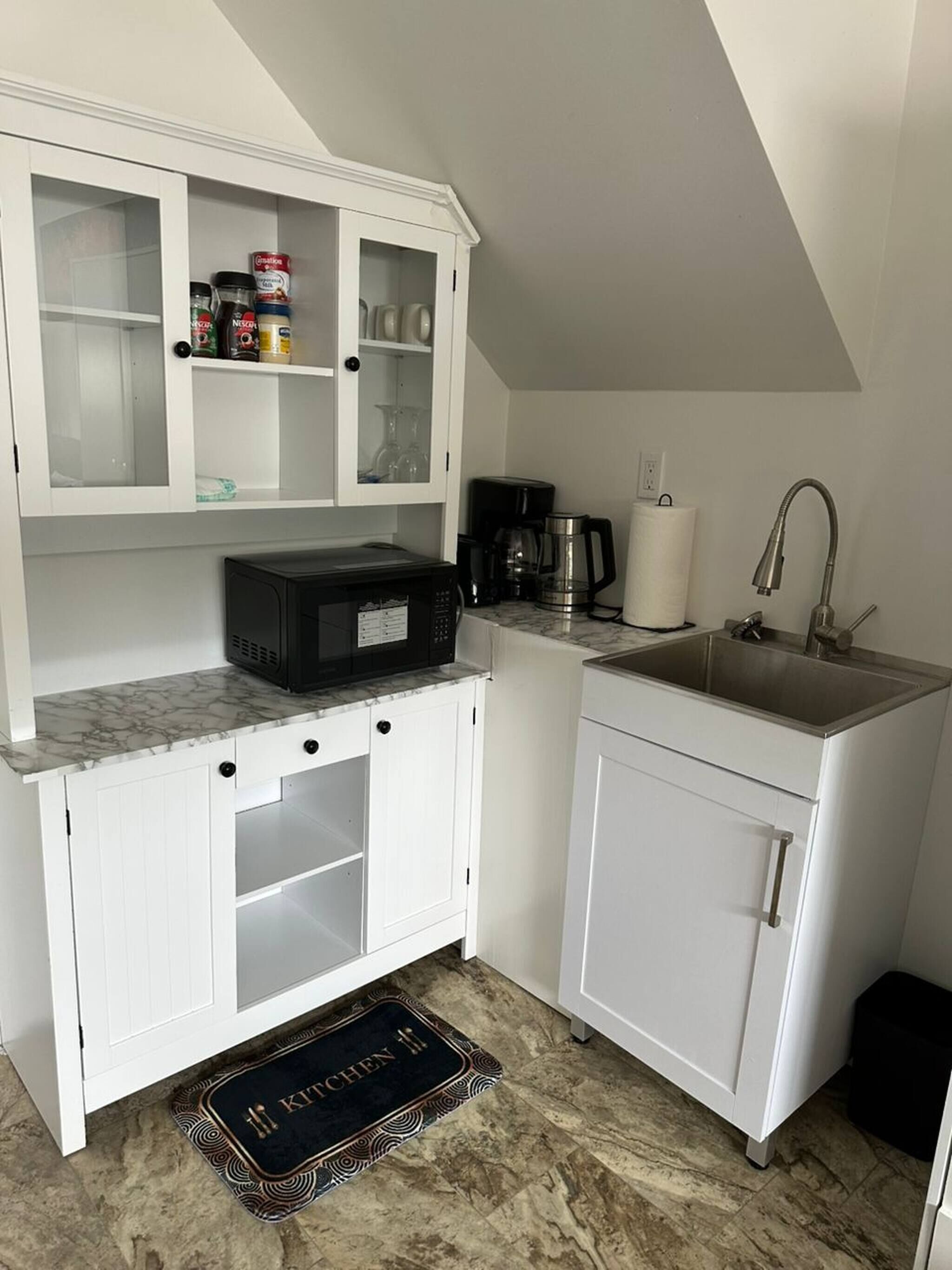 المنشأة من الداخل